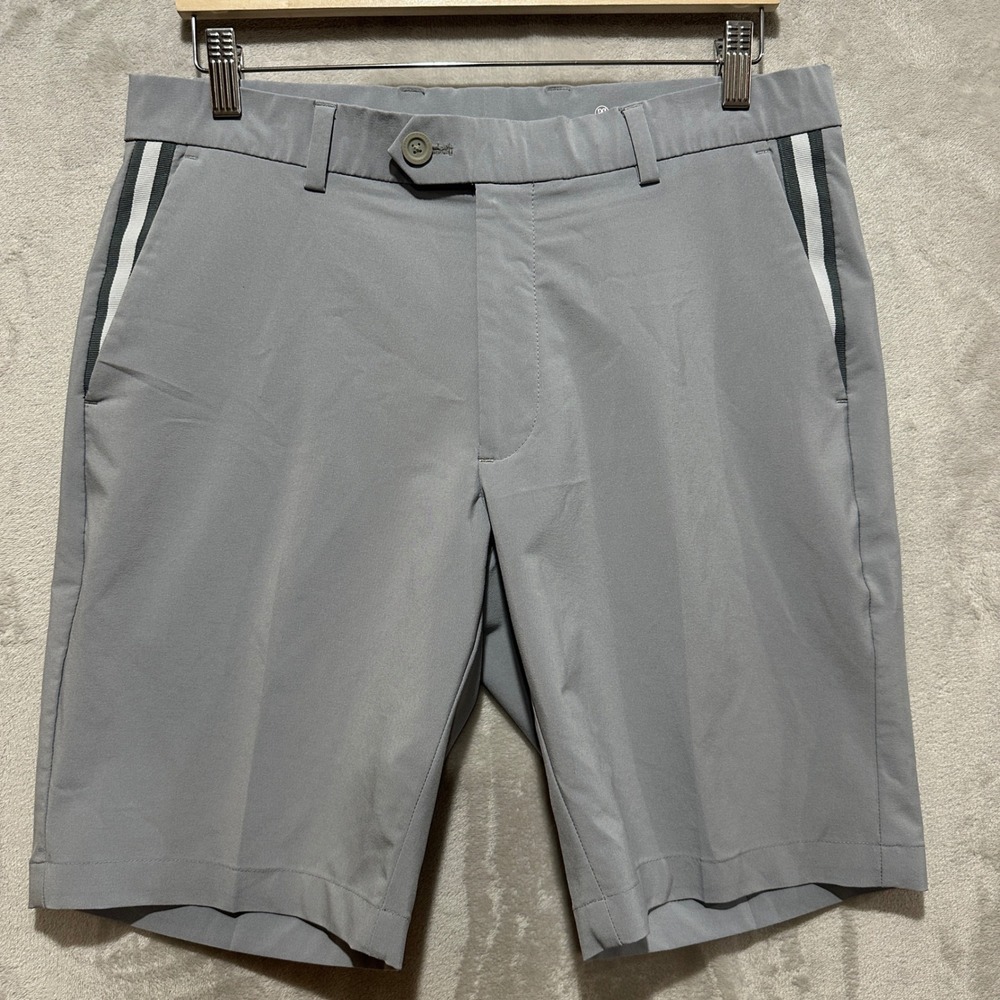G/FORE Mens Golf Shorts Gray Striped Pocket Accents Size 32 Performance Tech